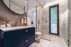 Others 2-Bedroom Beachfront Flat with Hotel Amenities