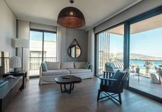 Others 6 2-Bedroom Beachfront Flat with Hotel Amenities