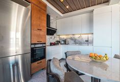 Others 5 2-Bedroom Beachfront Flat with Hotel Amenities