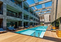 Others 4 4-Bedroom Luxury Villa in 5 Star Resort Seafront