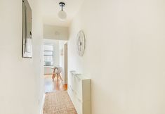 Khác 2 Beautiful 3 Bedroom Unit in Prime Location