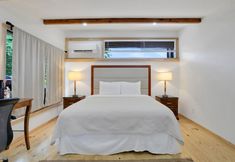 Lain-lain 6 Overlook Hotel