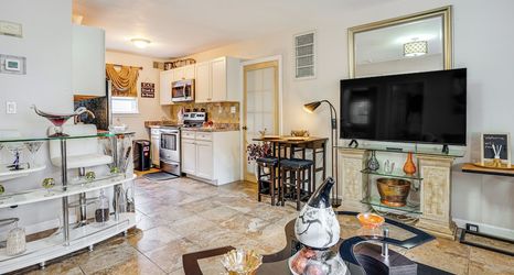 其他 2 8 Mi to Long Beach: Cozy Apt w/ Fenced Yard!