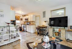 其他 2 8 Mi to Long Beach: Cozy Apt w/ Fenced Yard!