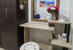 Others 4 The Golden Shore Suites