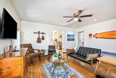 其他 Vintage Beach Bungalow - For 6!