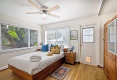 其他 4 Vintage Beach Bungalow - For 6!