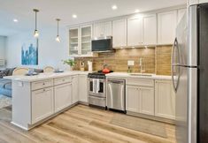 Others 7 La Costa Comfort - Resort-style Living for 2