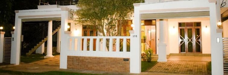 Lain-lain Serene Villa Airport Transit