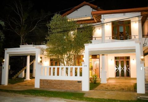 Lain-lain Serene Villa Airport Transit