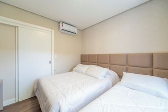 기타 4 Apê novo a 1 min da Rua Coberta