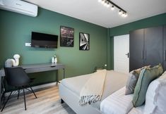 Others 6 Artful & Light-Filled 2BR on Calea Victoriei - Prime Central Spot