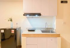 Lain-lain 4 Relaxing Studio Room At Meikarta Apartment