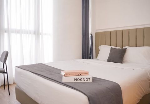 Others Cozy Living 2Br At Gold Coast Apartment