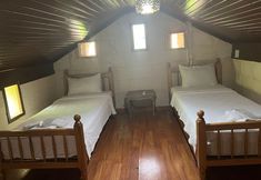 Others 3 Kayacık Konağı