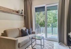 Others 4 11 listopada 70 c