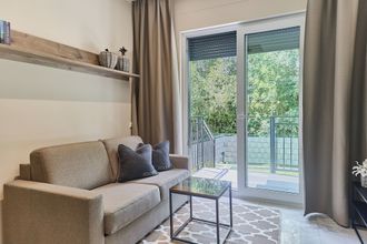 Others 4 11 listopada 70 c