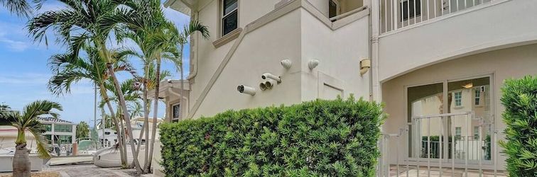 Others Stay Hospitality - Hendricks Isle