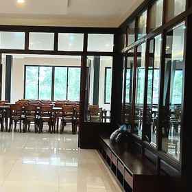 Interior entrance 1 Sunshine View Sapa Hotel, Coffee FootBall Hotels