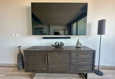 Others 7 2BR Iconic Oceanfront Escape