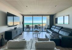 Others 3 2BR Iconic Oceanfront Escape