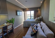 Others 5 Makia Beach Muro Alto 104B by La Playa