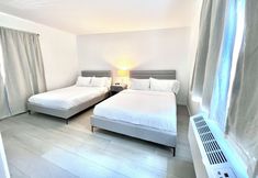 Others 7 Wainscott Woods Retreat