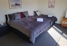 Others 4 Kea by the Lake