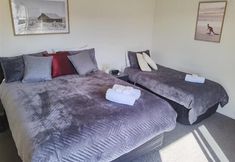 Others 3 Kea by the Lake