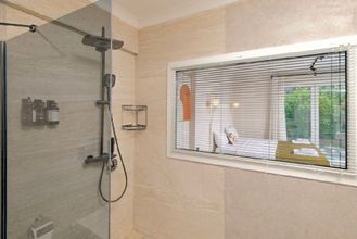 Lain-lain 4 Tütsü Suit