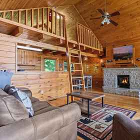 Primary image 1 The Good Place, Pigeon Forge Hotels