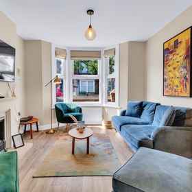 Room1My Getaways牡蠣住宿,唐布里奇和马灵区飯店