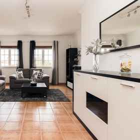 Room 1 Casa do Melro in Bidos, Dom Carlos I Park Hotels