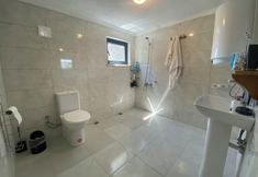 Others 6 Akademi Servetiye