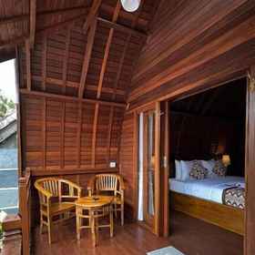 Room 1 Sayong Wooden House, Rusters Pottery Studio Hotels
