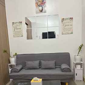 Primary image1Peaceful Pasay Getaway - Private Studio With Pool,Uzume Building飯店