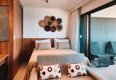 其他 4 Beachfront Building With Swimming Pool in Barra in SSA - SPB