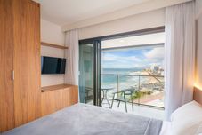 其他 Beachfront Building With Swimming Pool in Barra in SSA - SPB