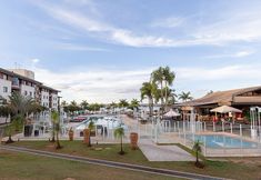 기타 5 Apt With Balcony in a Condo With Pool - Clr0211