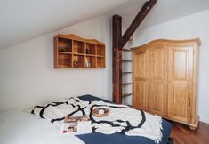 Others 4 Riverside Nest - LoftAffair