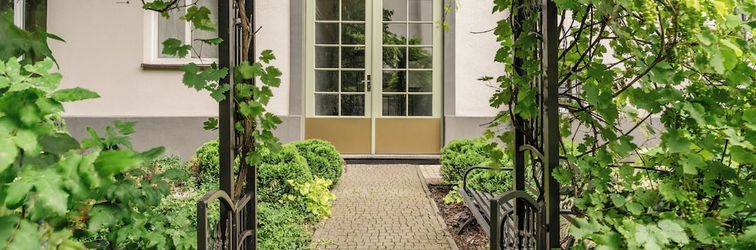 Others Riverside Nest - LoftAffair