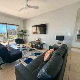 Room 1 Relaxing Getaway 2BR Condo, Sonora Hotels