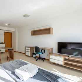 Room 1 Studio em cond. c/ Academia, Asa Norte SMZ407, Hotel Studio 100 Pilates