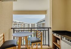 Others 7 Condomínio Bem localizado com Piscina TCR