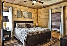 기타 7 Sasquatch Inn