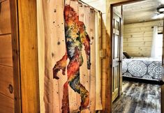 기타 6 Sasquatch Inn