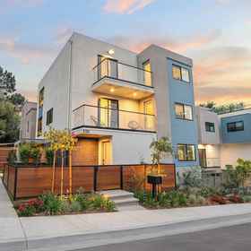 Primary image 1 2 Homes in San Clemente by Avantstay Sleeps 26, Steps From Sunset Cliffs, Ocean Beach & Dining, Hotel San Diego