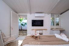 其他 Cozy Lakefront Suites RGB