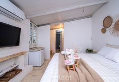 其他 3 Cozy Lakefront Suites RGB