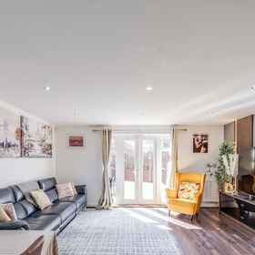 Primary image1達特福德三臥室住宅,可容納7人,距車站10分鐘,唐布里奇和马灵区飯店